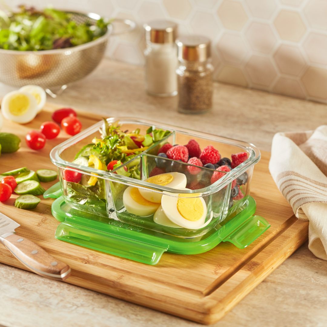 Pyrex® MealBox™ 4-cup Divided Glass Food Storage Container with Green Lid - Image 2
